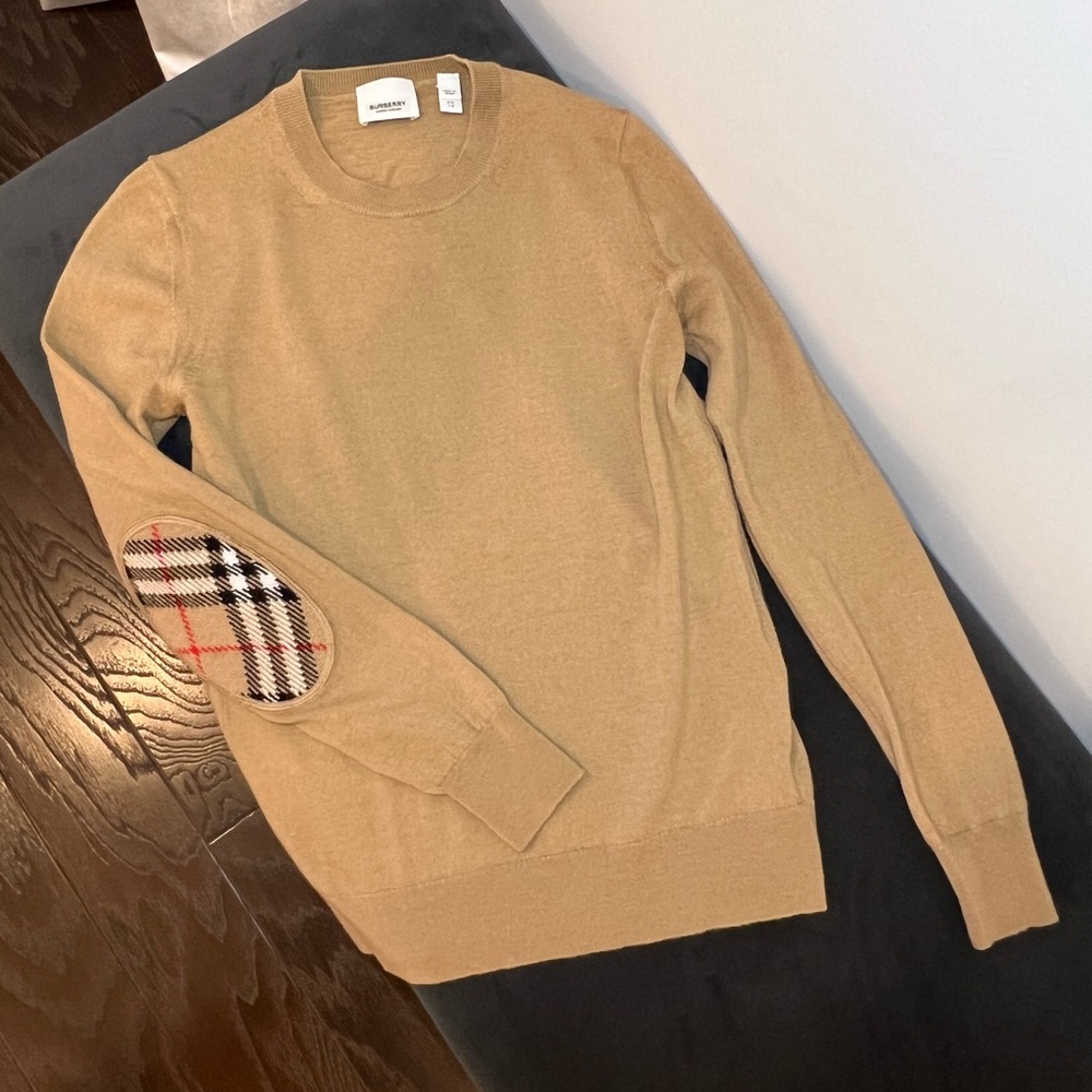 Burberry Sweater Size XS Beige color